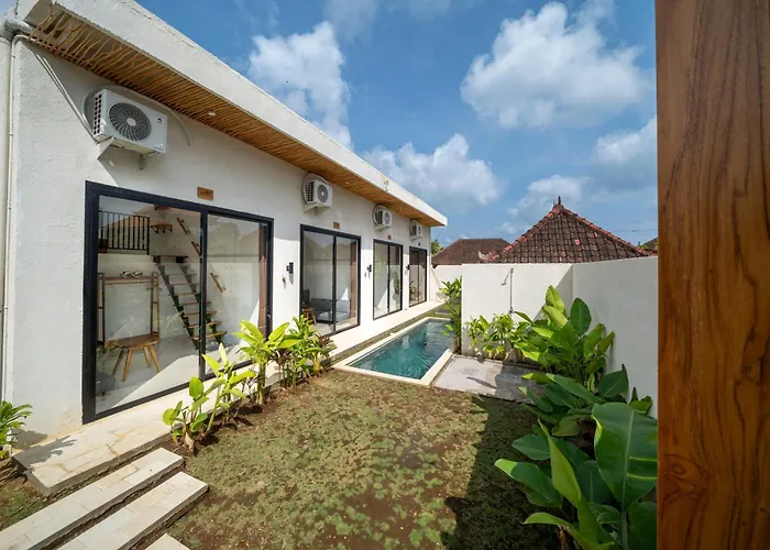 Astana House Balangan Affittacamere 3*