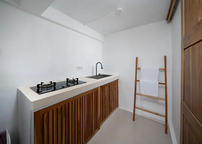 Astana House Balangan Affittacamere 3*