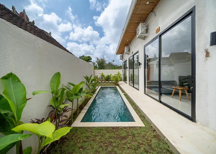 Affittacamere Astana House Balangan 3*
